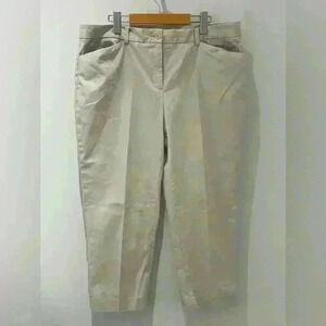 Jones, New  York signature women’s stretch cream capris size 16